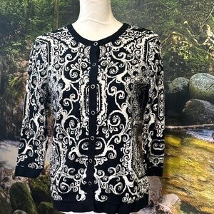 Isaac Mizrahi Black and White Patterned Sweater